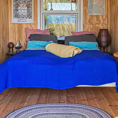 Hébergement de vacances 2 Bedroom Lovely In